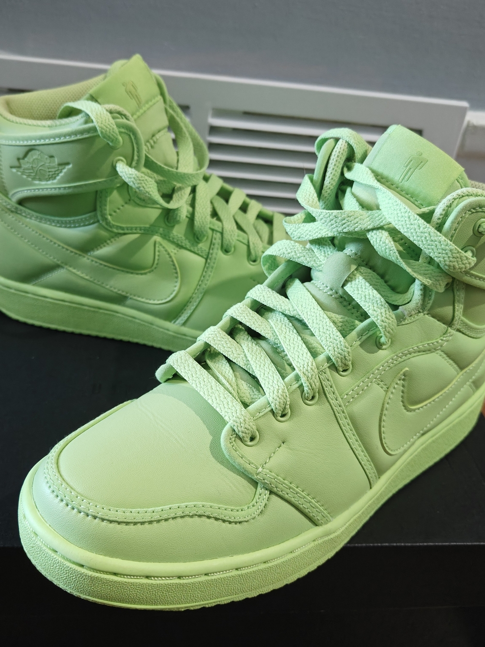 Nike Air Jordan X Billie Eilish  High Top Sneakers - Ghost Green Wm 8.5 / Mens 7